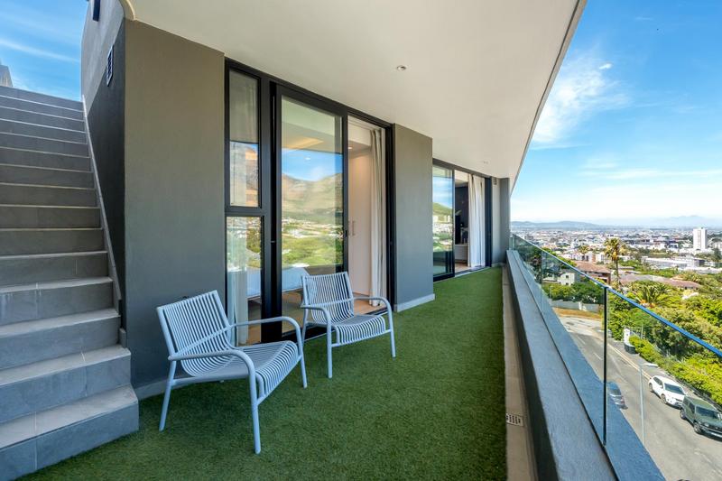 To Let 2 Bedroom Property for Rent in Tamboerskloof Western Cape